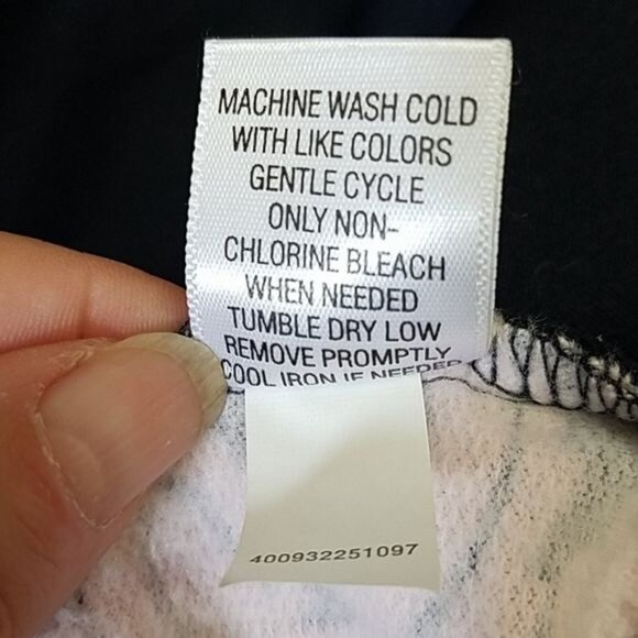 Croft & Barrow Sweatshirt Zip Up Floral Pink Navy Women's WOMAN'S SMALL PETITE - Picture 11 of 13